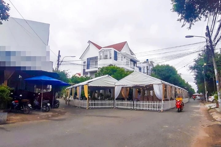 Người dân sẽ được phép dựng rạp đám cưới dưới lòng lề đường?