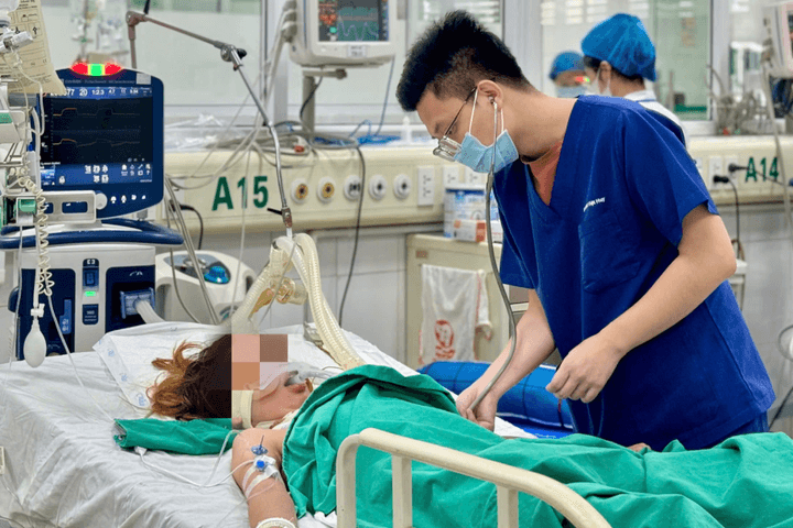 Nguy kịch vì bị mò đốt ở vùng kín