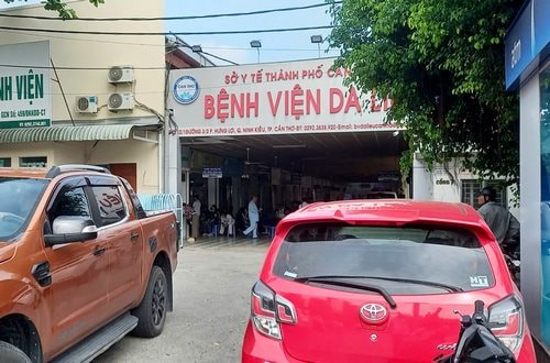 Giám đốc Bệnh viện Da liễu Cần Thơ báo cáo vụ “tiêm mỹ phẩm thoa qua da”