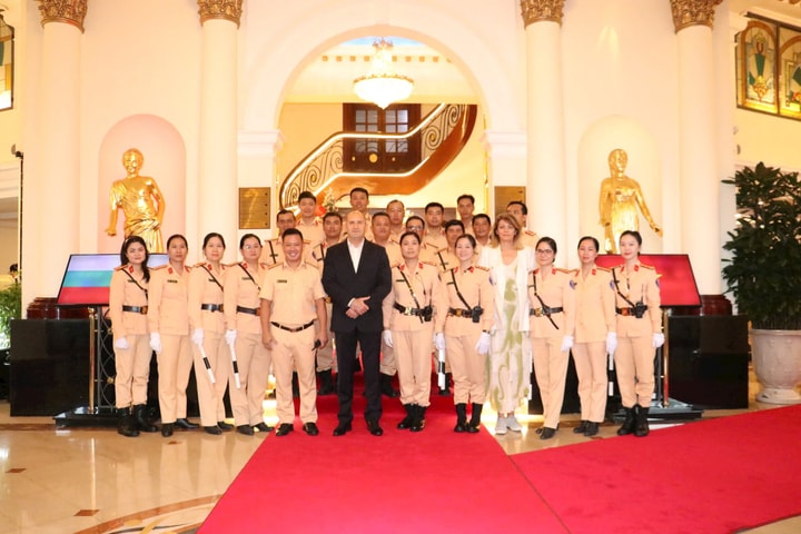 Nhìn lại những hình ảnh Tổng thống Bulgaria đến thăm, làm việc tại TP.HCM