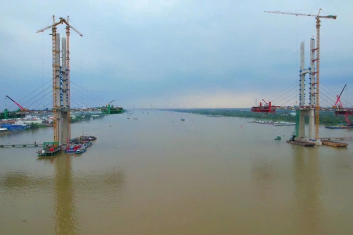 Huy động gần 600 công nhân, cán bộ kỹ thuật thi công cầu Rạch Miễu 2