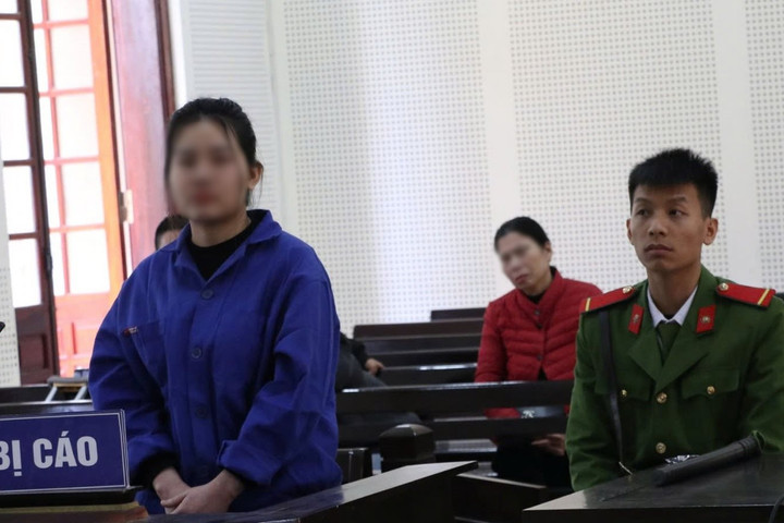 Chồng đang ngồi tù, vợ “nối gót” vận chuyển ma túy