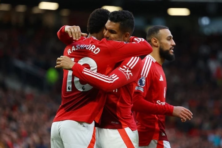 Vòng 13 Premier League: Man United bắt đầu "bừng tỉnh"