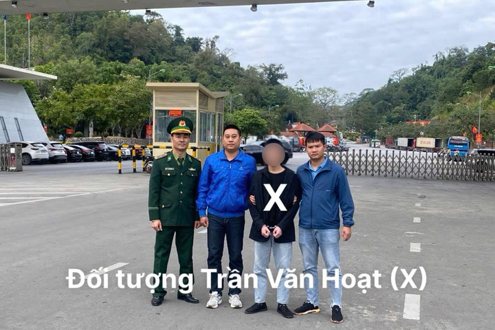 Dùng hung khí đuổi đánh người đi đường trọng thương