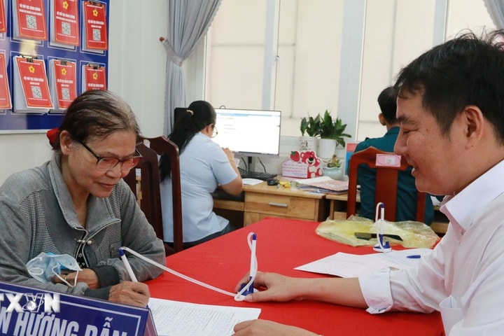 Tổng Bí thư Tô Lâm: Cần "liều thuốc đủ mạnh" điều trị tình trạng cán bộ yếu kém