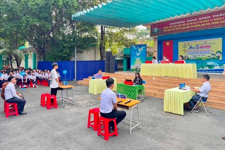 TAND TP. Dĩ An tổ chức phiên tòa giả định, phòng chống bạo lực học đường