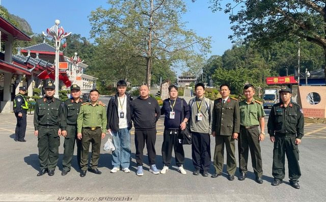 Trục xuất 5 người nước ngoài nhập cảnh trái phép sang Việt Nam