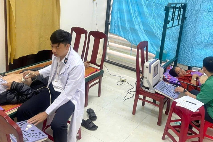 TT-Huế: Gần 300 người dân Quảng Điền và Phong Điền được khám sức khỏe miễn phí