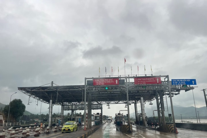 Người đàn ông tử vong do “sụp” ổ gà trên Quốc lộ 1 tại Bình Định