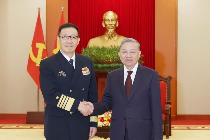 Tổng Bí thư Tô Lâm tiếp Bộ trưởng Quốc phòng Trung Quốc Đổng Quân