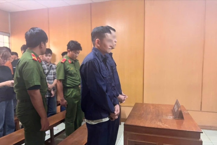 Tuyên án hai cán bộ tiết lộ kế hoạch kiểm tra cho chủ quán bar