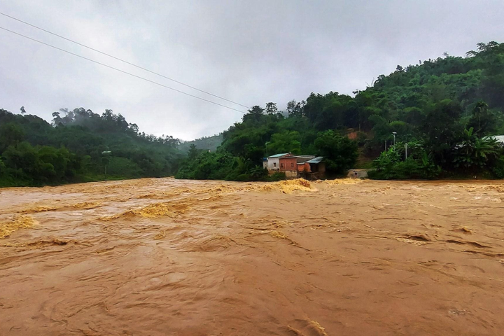 Triển khai ứng phó với mưa lớn khu vực Trung Bộ và Tây Nguyên