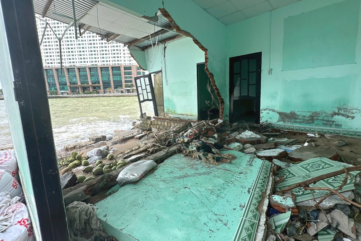 Khánh Hòa: Sóng biển tấn công gây sạt lở khu dân cư