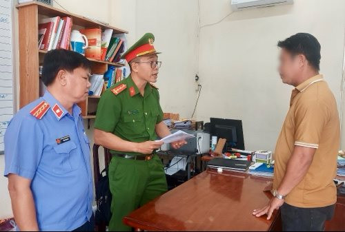 Bắt tạm giam đối tượng chiếm đoạt hơn 3 tỷ đồng