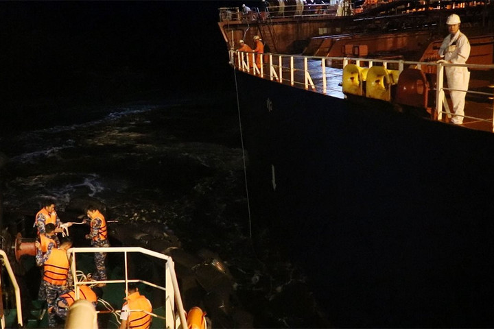 Tàu 991, Lữ đoàn 189 cứu hộ thành công tàu Petrolimex 11
