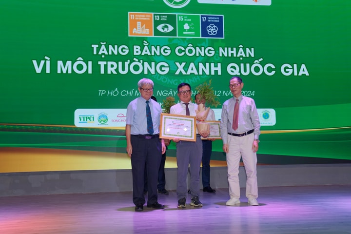 FrieslandCampina Hà Nam đạt Chứng nhận “Vì Môi trường Xanh Quốc gia 2024”