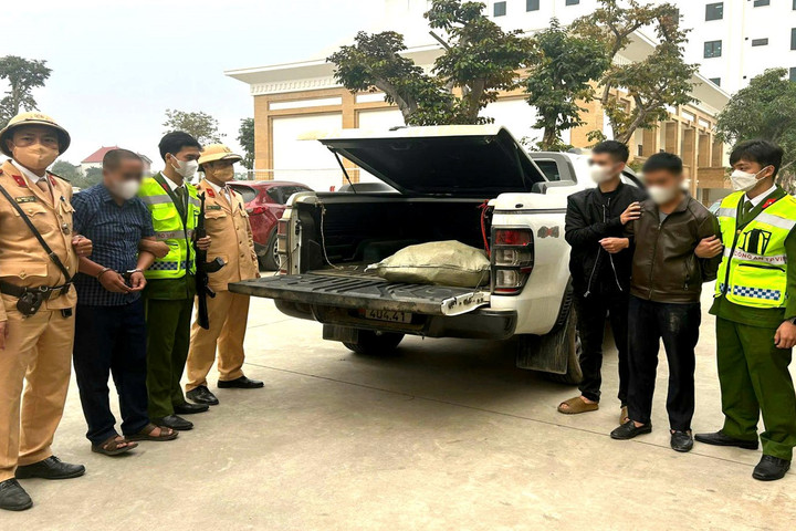 Bắt một Chủ tịch xã cầm đầu đường dây ma túy "khủng"