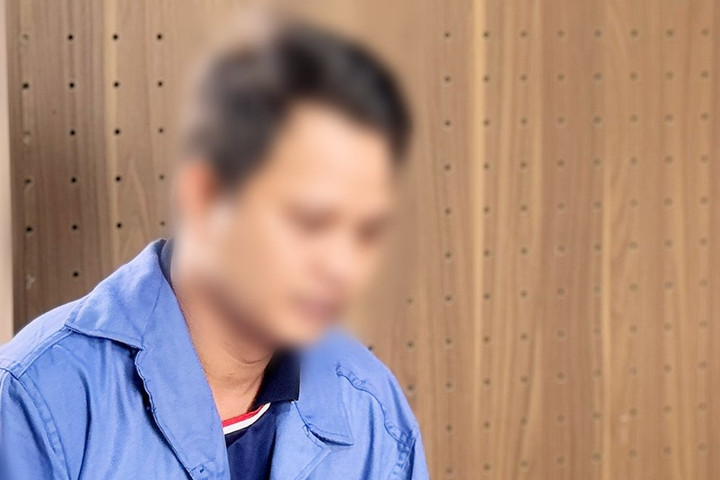 Bắt đối tượng cướp giật hơn 200 tờ vé số của người già