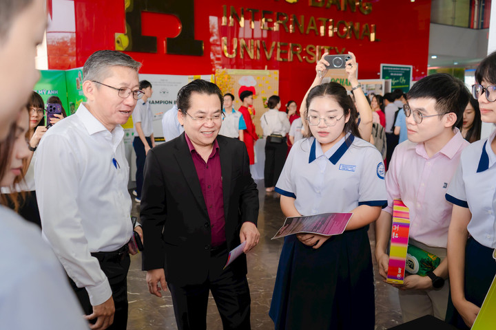 HIU đồng hành cùng Sở Giáo dục và Đào tạo TP.HCM lan tỏa tinh thần khởi nghiệp trong giới trẻ