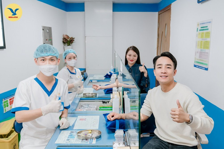 “3 thế hệ” gia đình nghệ sĩ Đỗ Duy Nam tin tưởng khám sức khỏe trước Tết tại MEDLATEC