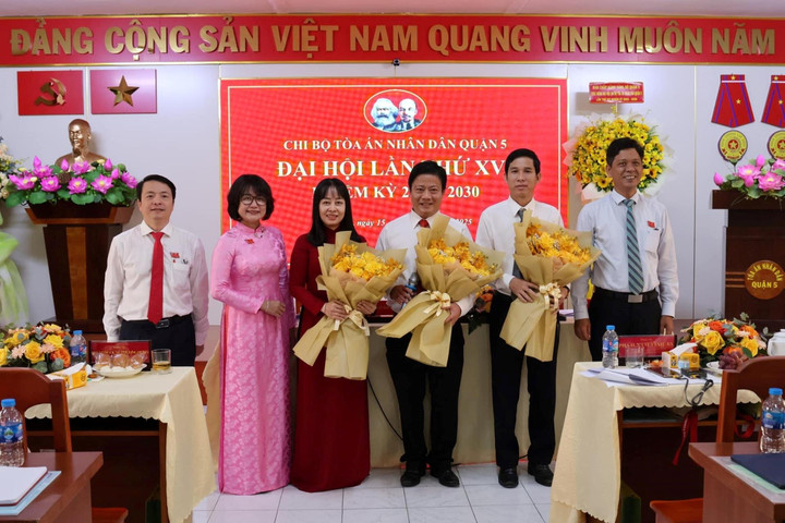 TAND Quận 5 tổ chức thành công Đại hội điểm Chi bộ cơ sở, nhiệm kỳ 2025-2030