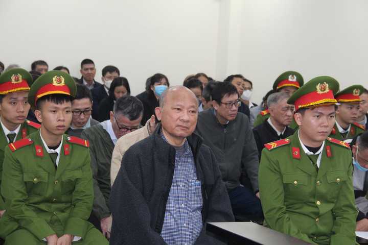 Cựu Chủ tịch UBND tỉnh Bình Thuận lĩnh 6 năm tù