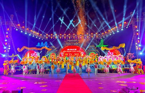 Kiên Giang bắn pháo hoa chào đón năm mới tại 3 thành phố và 1 huyện