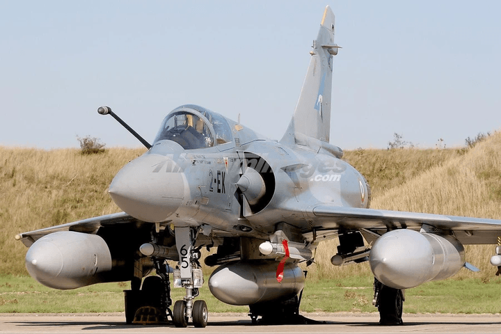 Tiêm kích Mirage 2000-5F đã đến Ukraine: Vũ khí thay đổi cục diện?