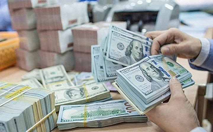 Tỷ giá USD ngày 7/2: Thị trường tự do giảm, trong nước tiếp tục tăng.