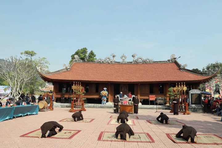 Đặc sắc Lễ hội Đình Lục Nà huyện Bình Liêu
