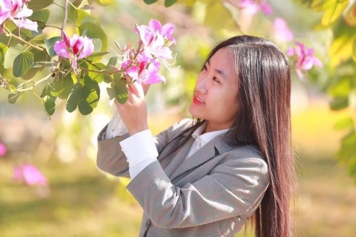 Bông hồng xinh đẹp Thành Tuyên tình nguyện nhập ngũ