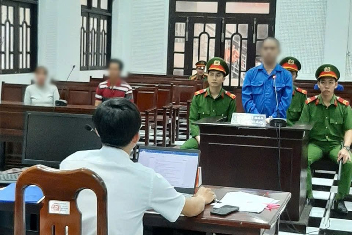 Lĩnh 14 năm tù vì xâm hại bé gái
