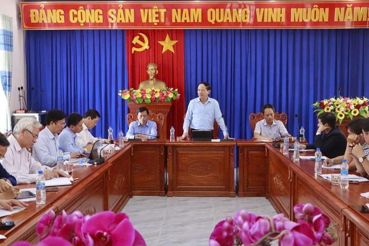 Chủ tịch tỉnh Bình Định kiểm tra các dự án trọng điểm