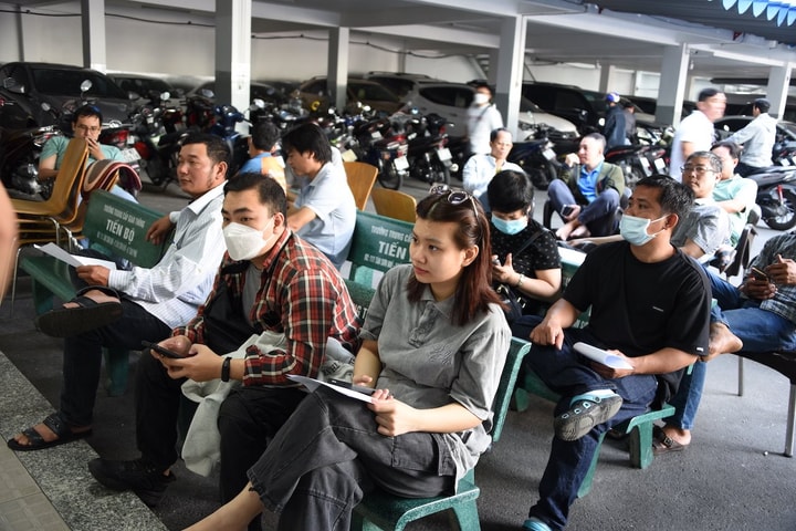 Trước ngày TP.HCM tạm dừng cấp đổi, cấp lại GPLX