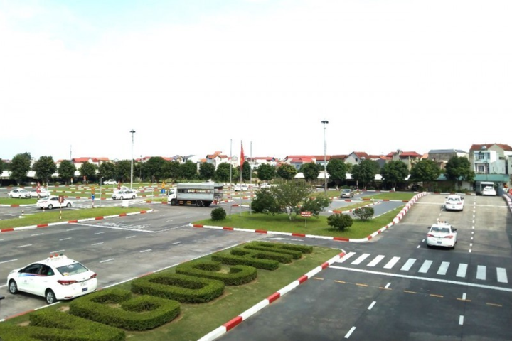 Công an cấp xã nhận hồ sơ đổi giấy phép lái xe