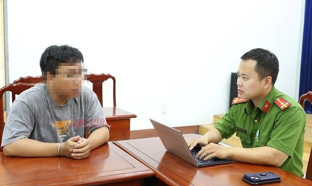 “Nam sinh viên bị Công an giả vào trường bắt” là thông tin sai sự thật