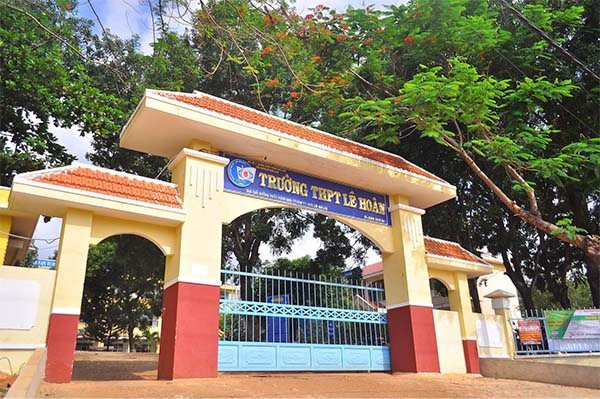 Xử lý nghiêm vụ học sinh cấp 3 đánh nhau