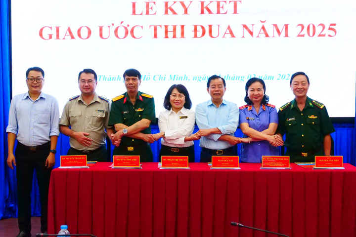 Khối thi đua VIII ký kết giao ước thi đua năm 2025