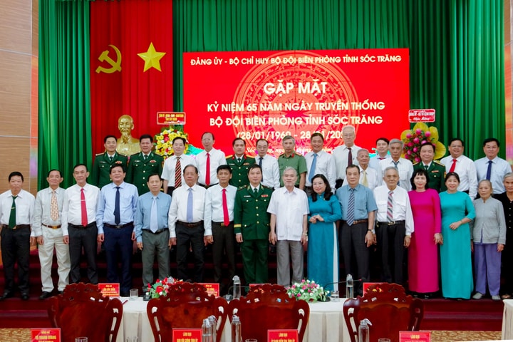 Gặp mặt kỷ niệm 65 năm Ngày truyền thống BĐBP Sóc Trăng