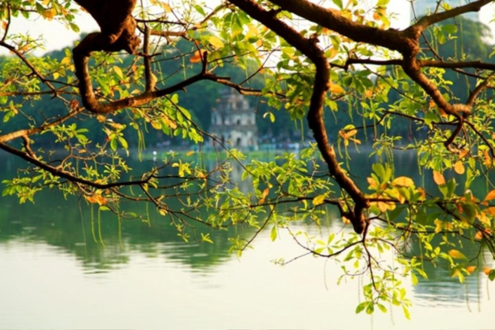 Kết thúc chuỗi ngày mưa rét, nồm ẩm, miền Bắc nắng ấm trở lại