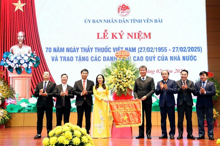 Yên Bái long trọng kỷ niệm 70 năm Ngày Thầy thuốc Việt Nam