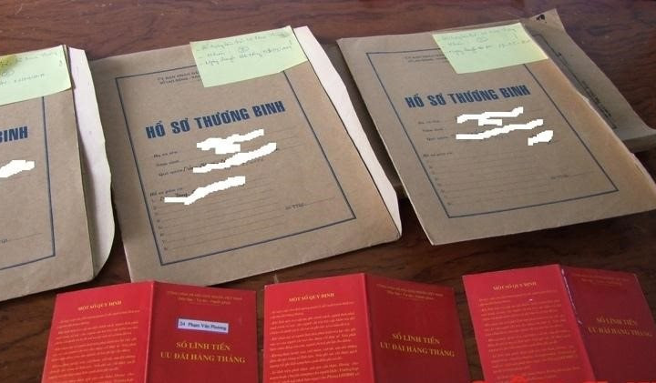 Khởi tố 2 người có dấu hiệu làm giả hồ sơ thương tật hưởng chế độ