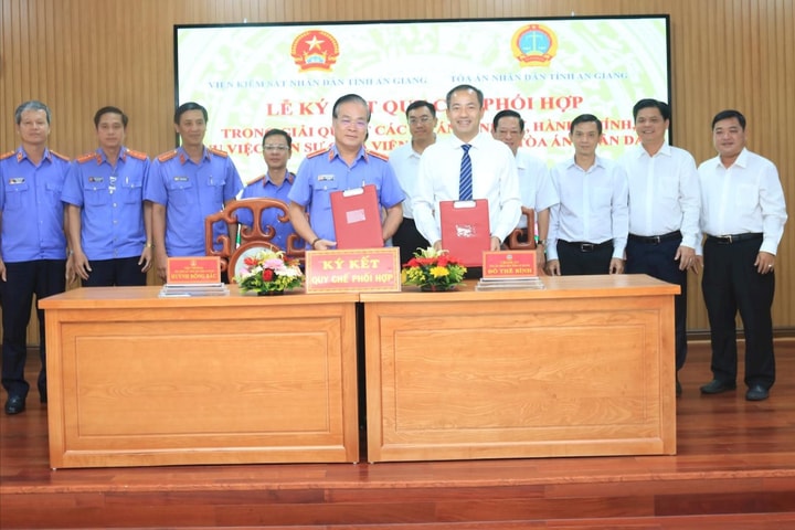 Lễ ký kết Quy chế phối hợp giữa TAND và VKSND tỉnh An Giang