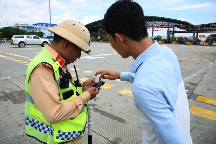 Người dân Thủ đô được cấp giấy phép lái xe tại 2 cơ sở mới