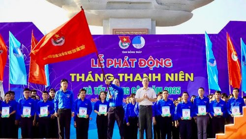 Hơn 1.600 đoàn viên, thanh niên tham lễ phát động Tháng Thanh niên