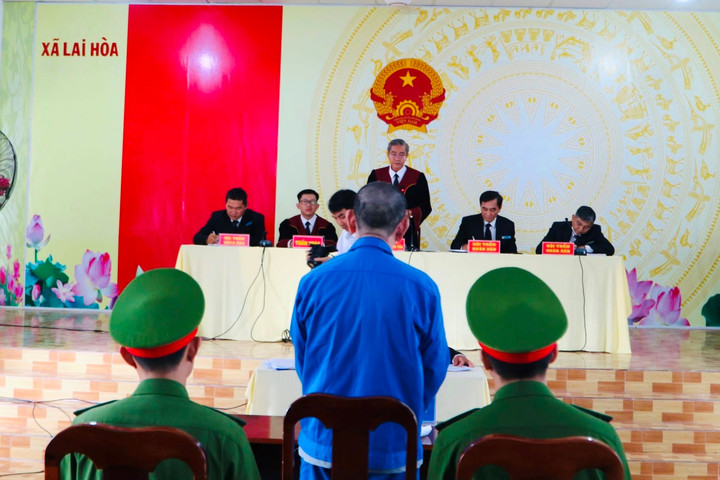 Bố chồng vung dao đoạt mạng con dâu