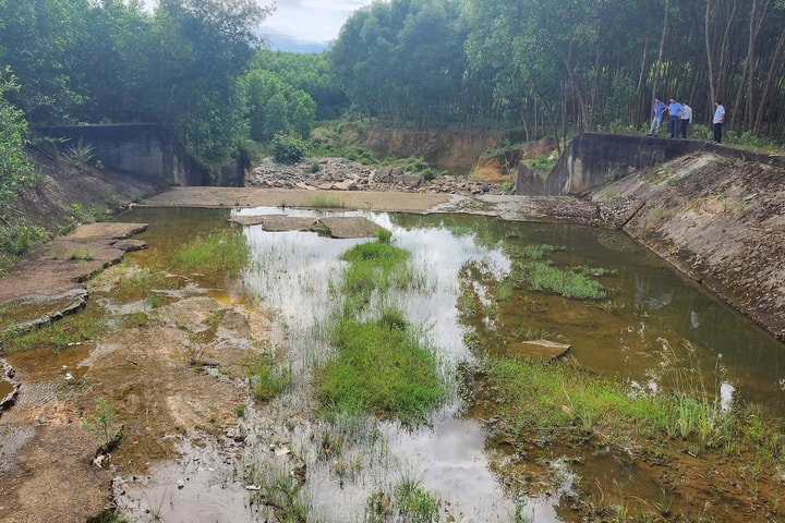 TP Huế: Kiểm tra, đánh giá an toàn đập, hồ chứa nước sau mùa mưa lũ 2024