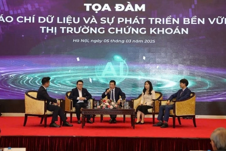 Báo chí dữ liệu và sự phát triển bền vững thị trường chứng khoán