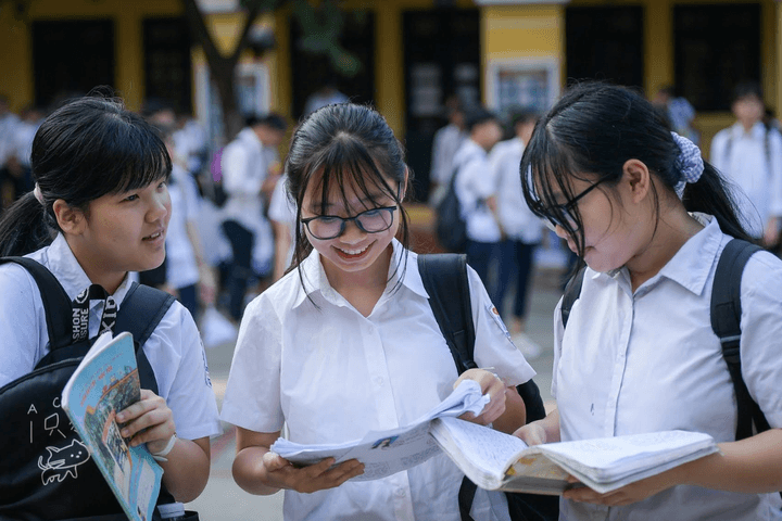 Hà Nội triển khai đăng ký dự tuyển vào lớp 10 trường tư thục