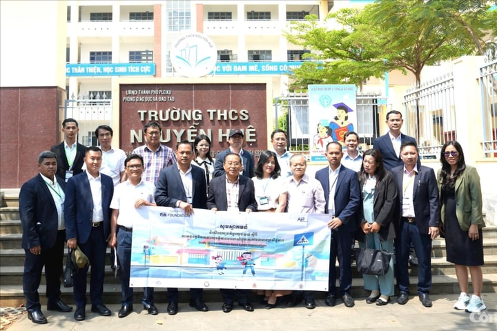 Đoàn công tác Vương quốc Campuchia đến “học hỏi” mô hình trường học an toàn ở TP. Pleiku